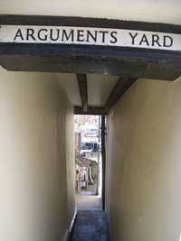 Arguments yard which has often been the subject for artists. 